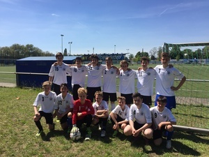17_Jugend trainiert f�r Olympia Fu�ball WK III