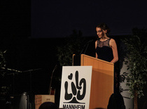 17_Abi-Ball_Rede der Scheffelpreis-Tr�gerin Elke Neumann